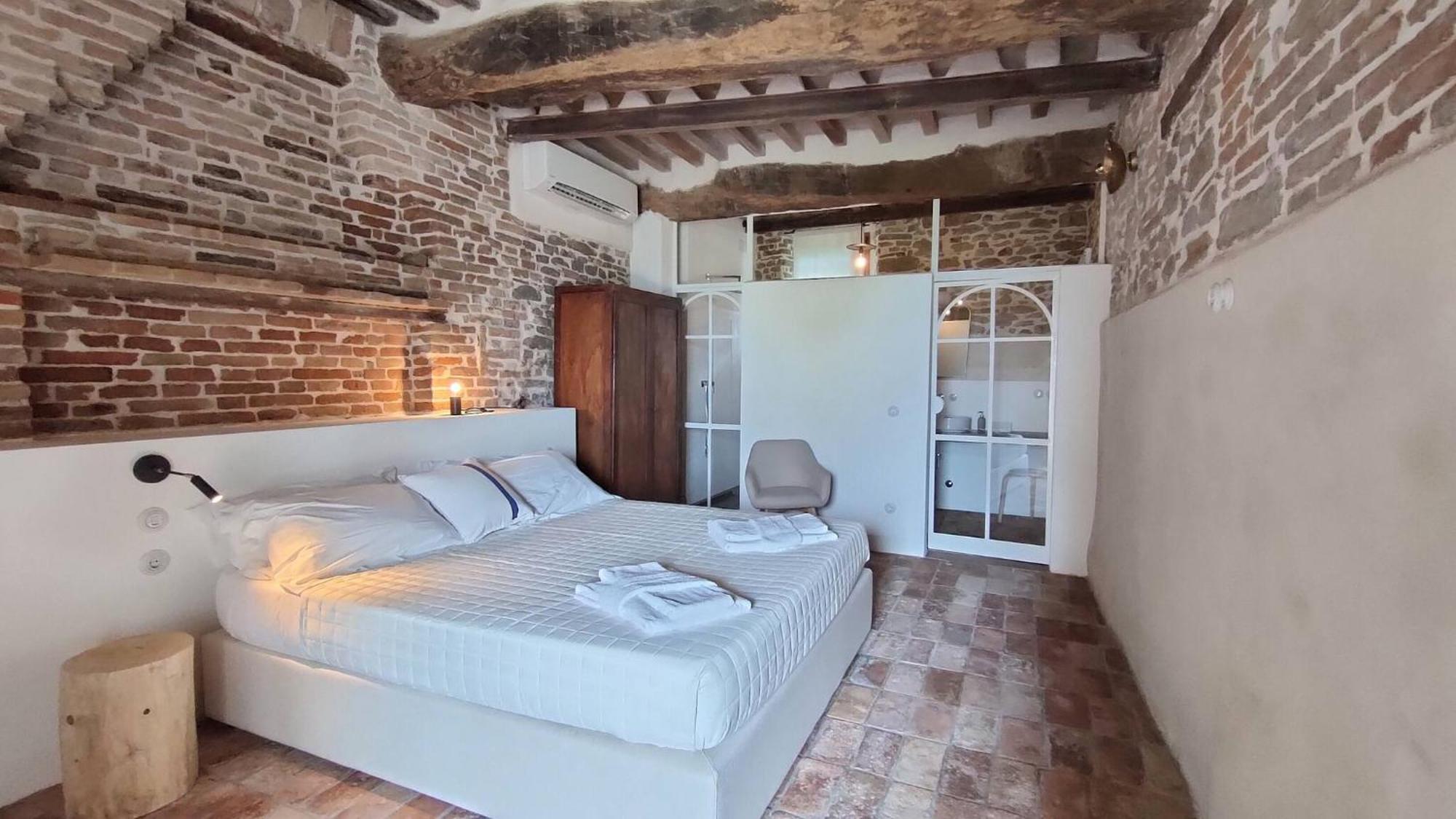 Borgo Calbianco - Private House With Pool & Airco Villa Cerreto Castello Luaran gambar