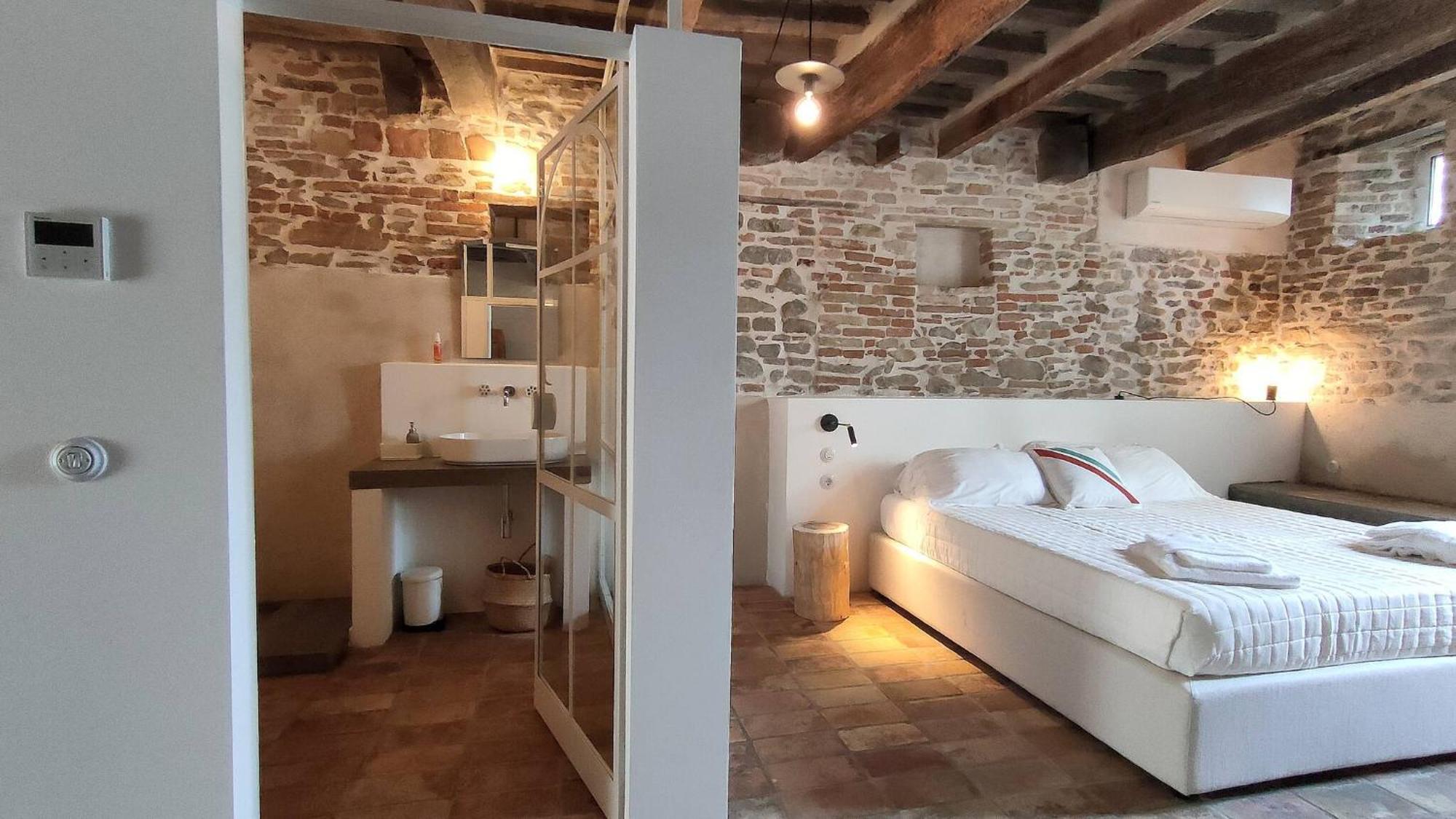 Borgo Calbianco - Private House With Pool & Airco Villa Cerreto Castello Luaran gambar