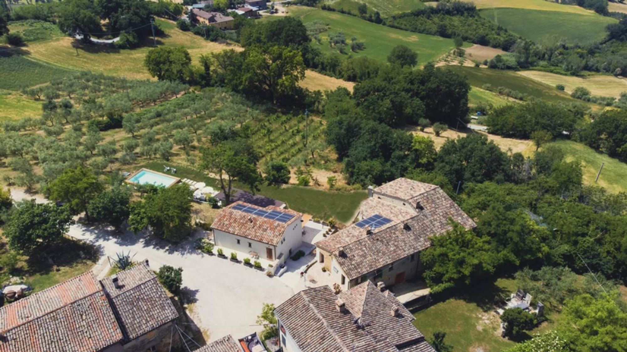 Borgo Calbianco - Private House With Pool & Airco Villa Cerreto Castello Luaran gambar