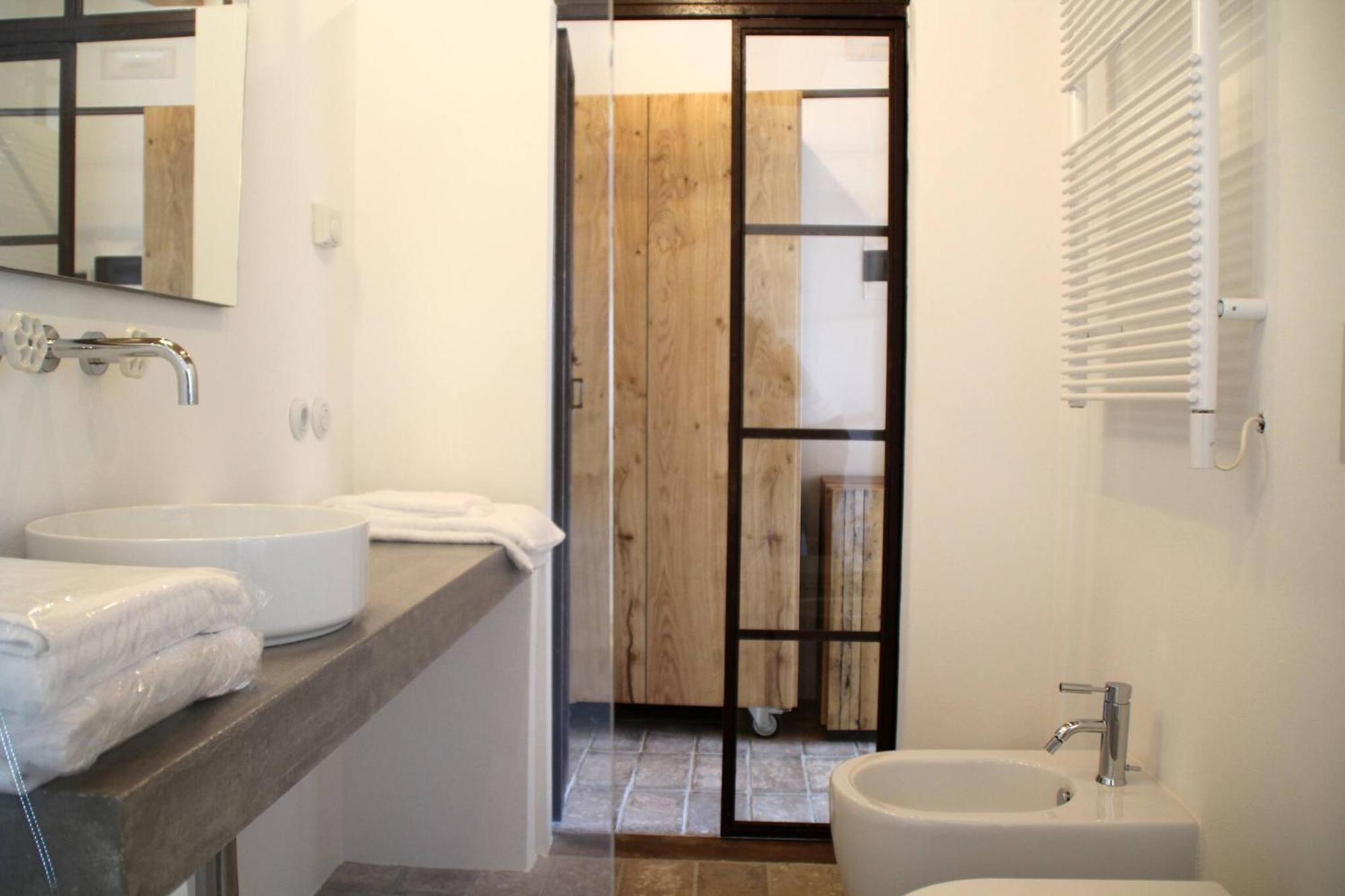 Borgo Calbianco - Private House With Pool & Airco Villa Cerreto Castello Luaran gambar